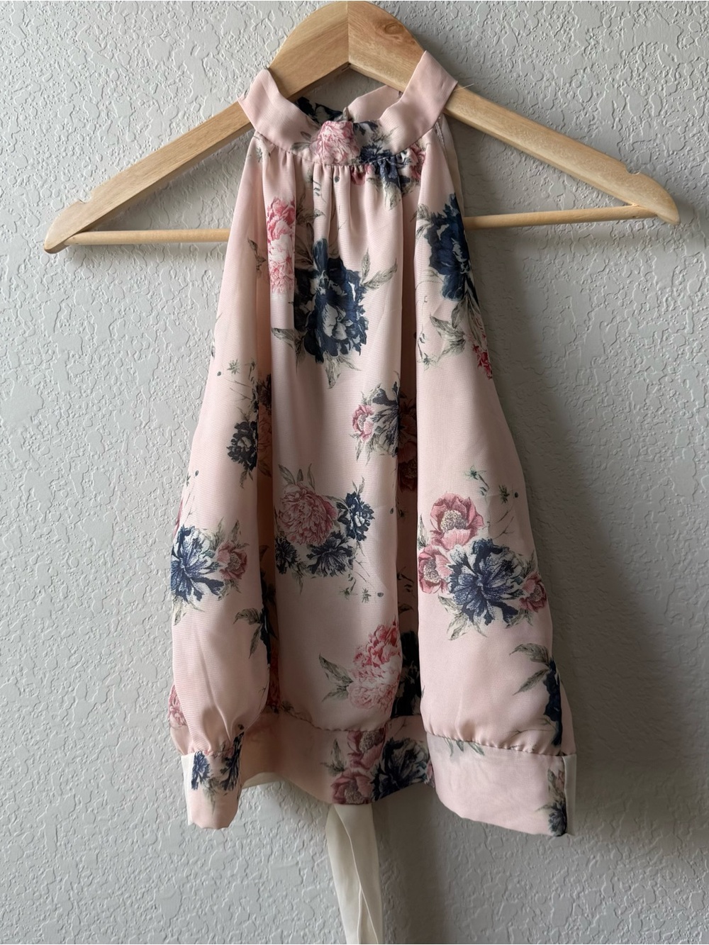 Floral Halter Neck Blouse in Blush Pink